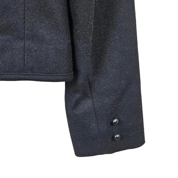 Pendleton Women's Size 10 (M) Black Virgin Wool Jacket Vintage 6 Button Cropped - Picture 6 of 8